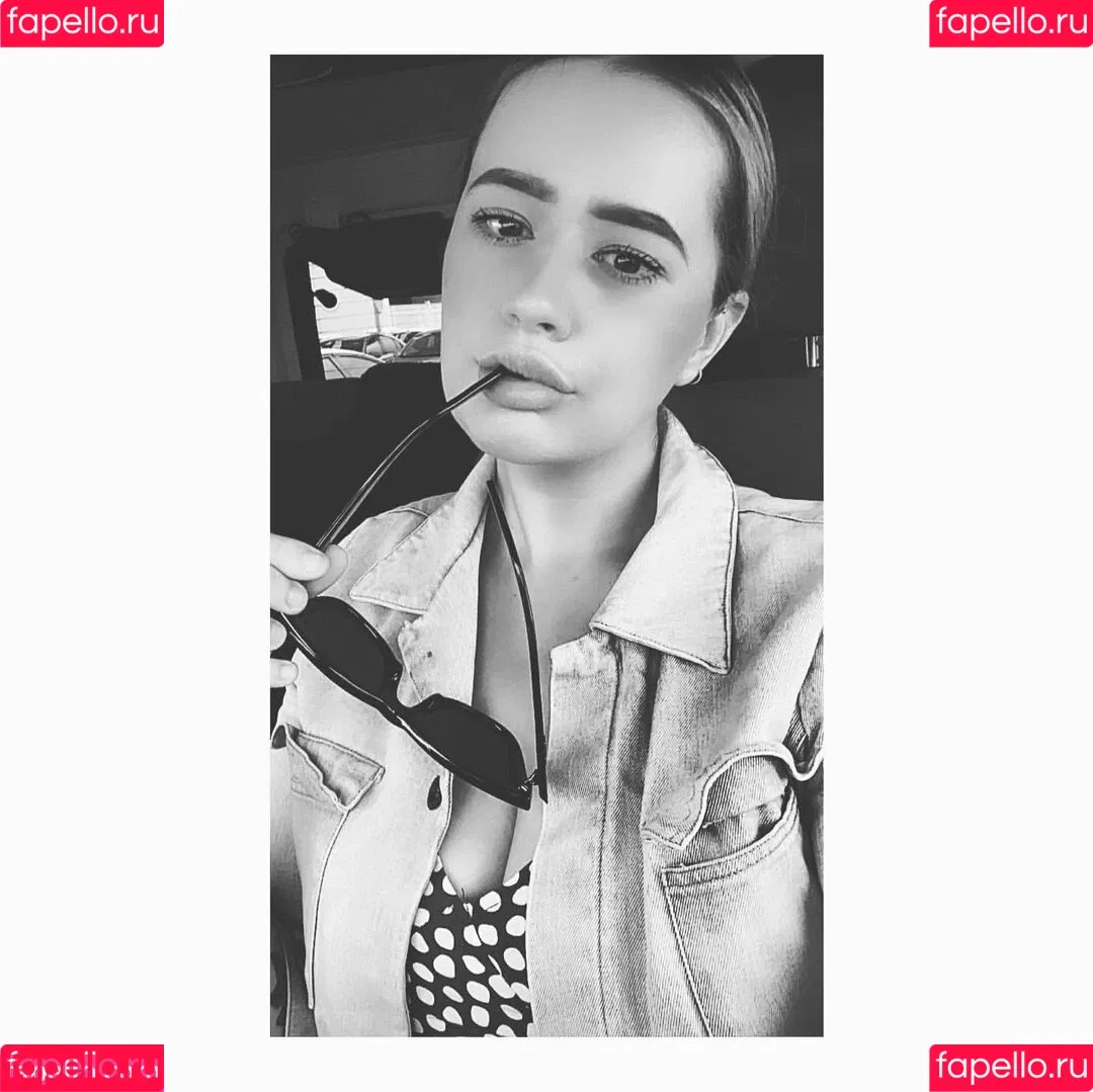 Kathryn Onlyfans Photo Gallery 