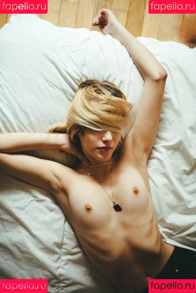 Sarah Snyder Onlyfans Photo Gallery 
