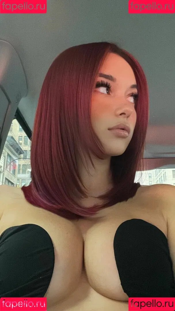 Sarah Snyder Onlyfans Photo Gallery 