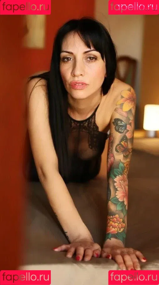 Giulia Diamond Onlyfans Photo Gallery 
