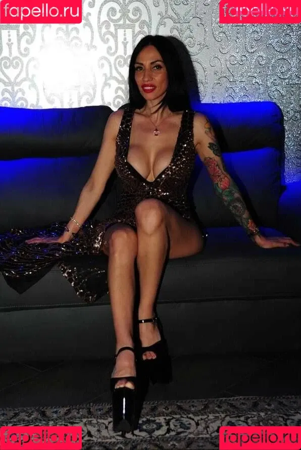 Giulia Diamond Onlyfans Photo Gallery 
