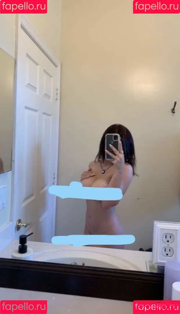 Emiliee Russo Onlyfans Photo Gallery 