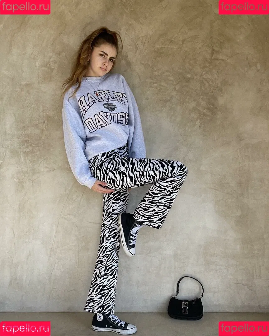 Emiliee Russo Onlyfans Photo Gallery 