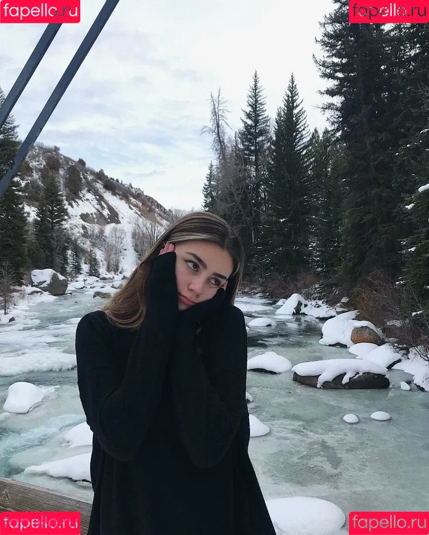 Emiliee Russo Onlyfans Photo Gallery 