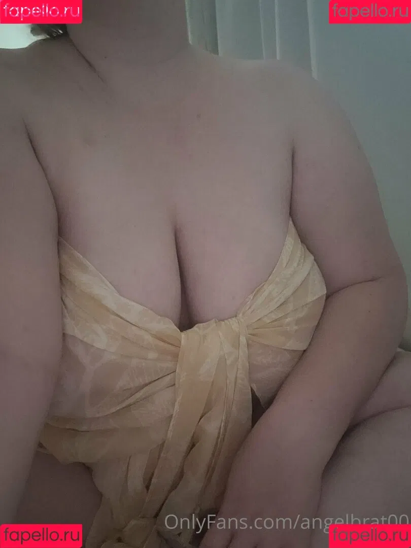 angelbrat00 Onlyfans Photo Gallery 