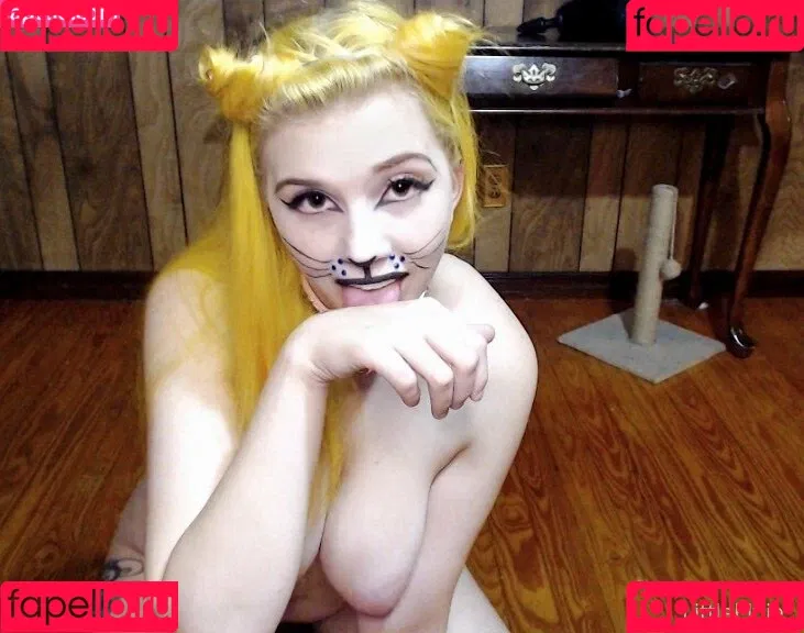 Empresselfiie Onlyfans Photo Gallery 