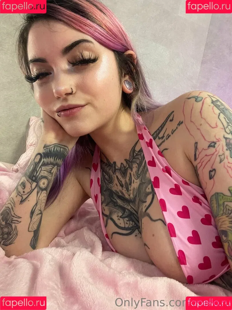 Gloom Onlyfans Photo Gallery 