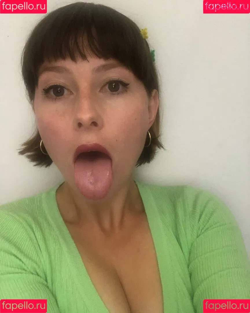 SliceOfSalami Onlyfans Photo Gallery 