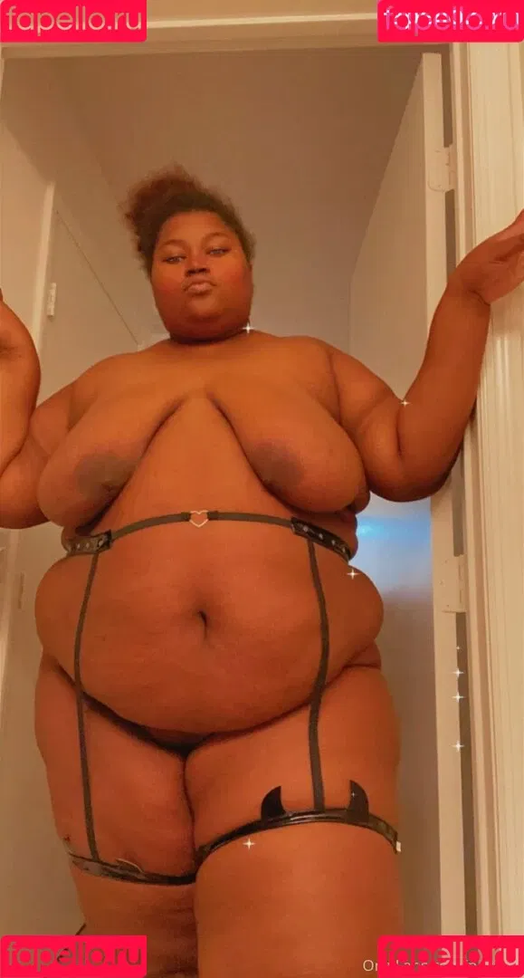 nayizx3 Onlyfans Photo Gallery 