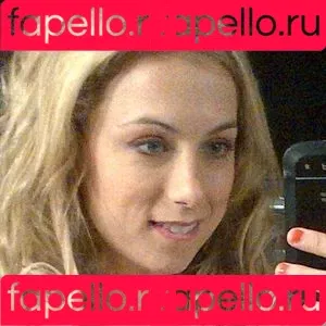 Iliza Shlesinger Onlyfans Photo Gallery 