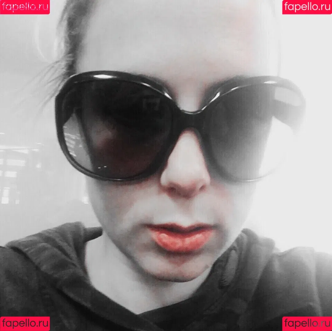 Iliza Shlesinger Onlyfans Photo Gallery 