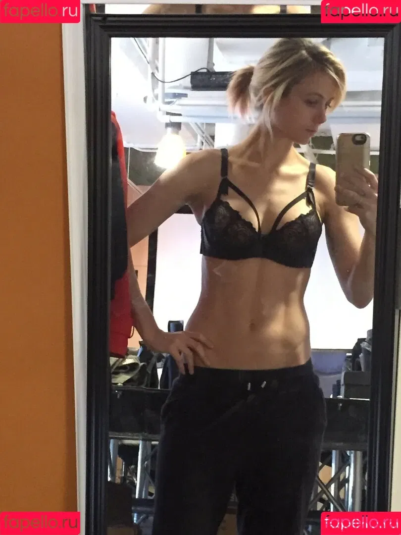 Iliza Shlesinger Onlyfans Photo Gallery 