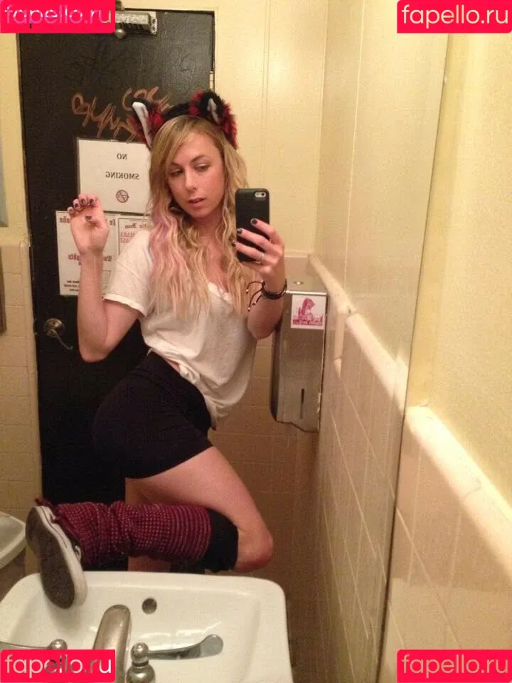 Iliza Shlesinger Onlyfans Photo Gallery 