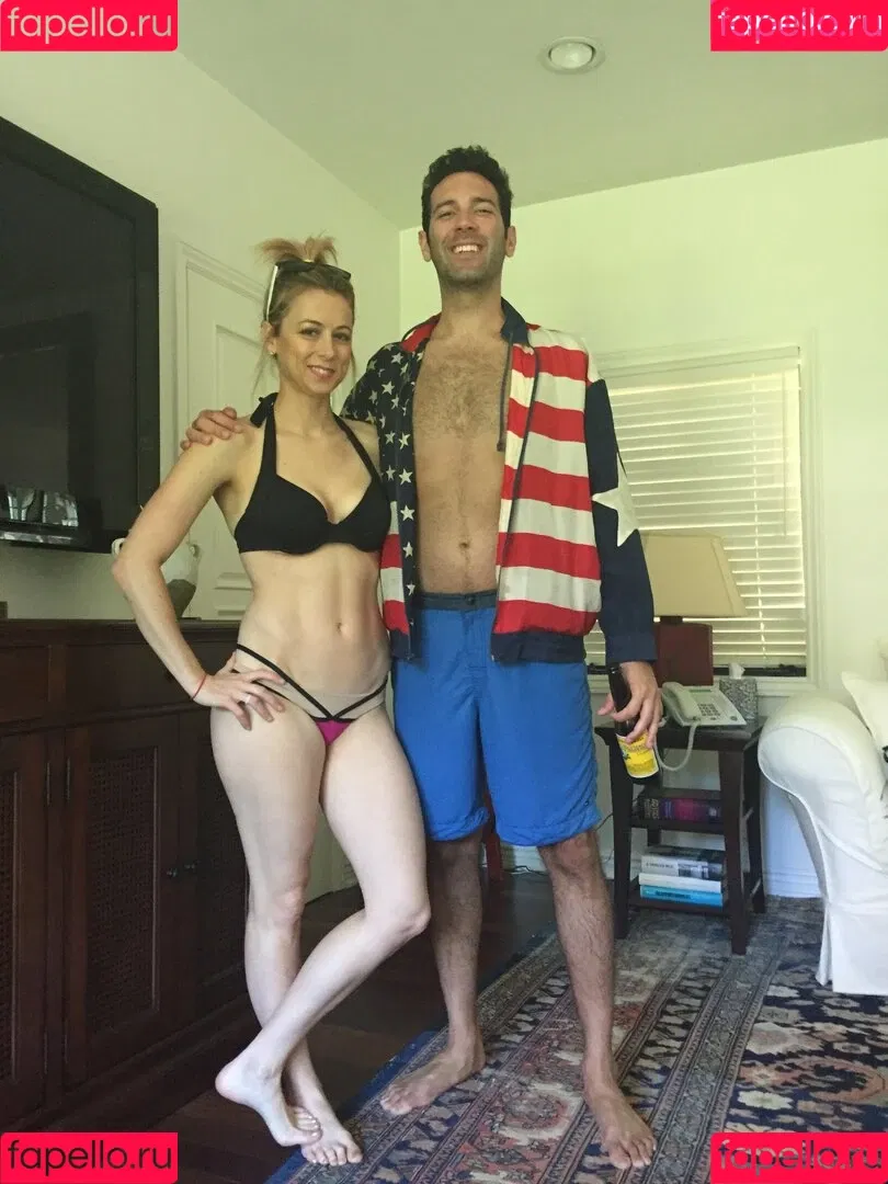 Iliza Shlesinger Onlyfans Photo Gallery 