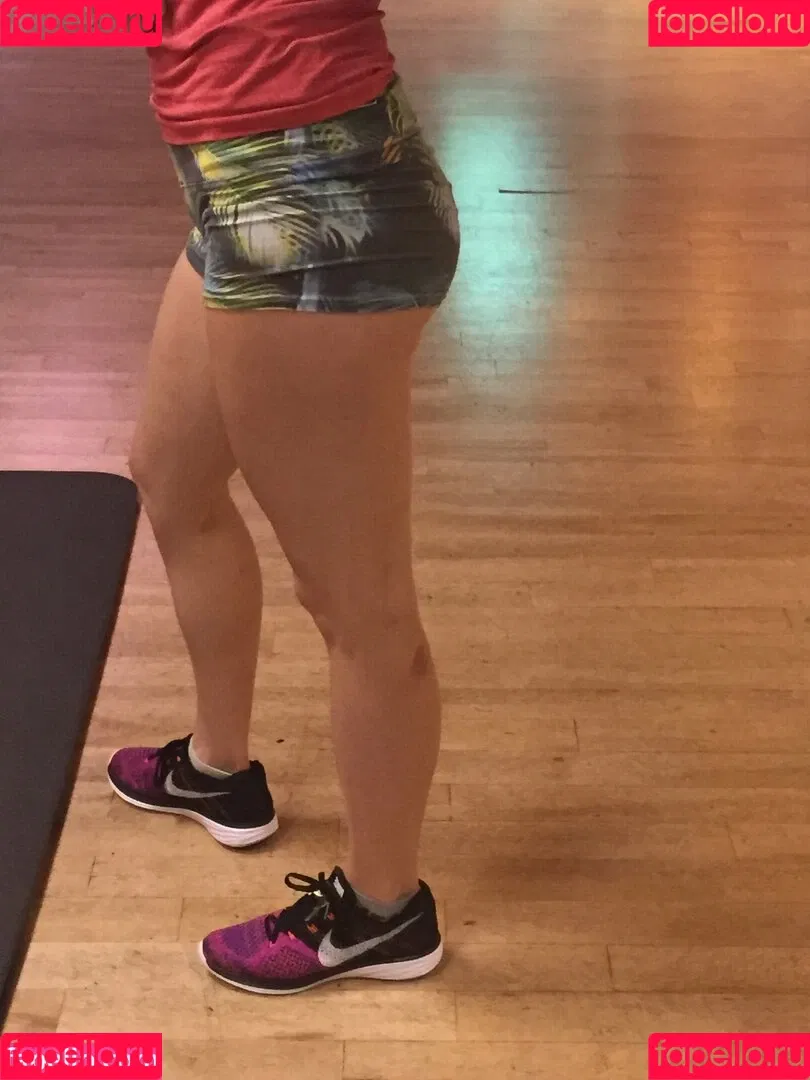 Iliza Shlesinger Onlyfans Photo Gallery 