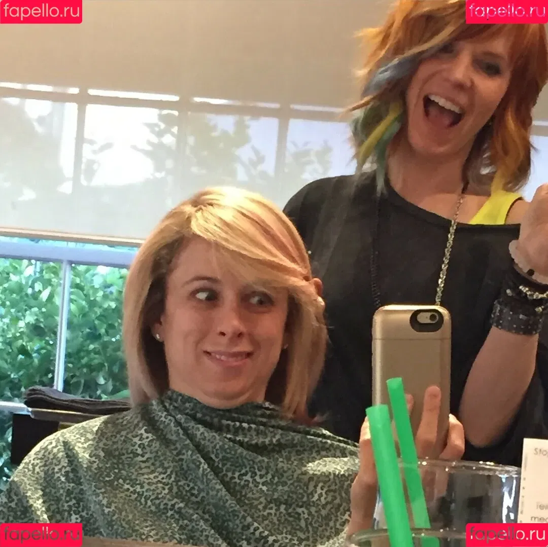 Iliza Shlesinger Onlyfans Photo Gallery 