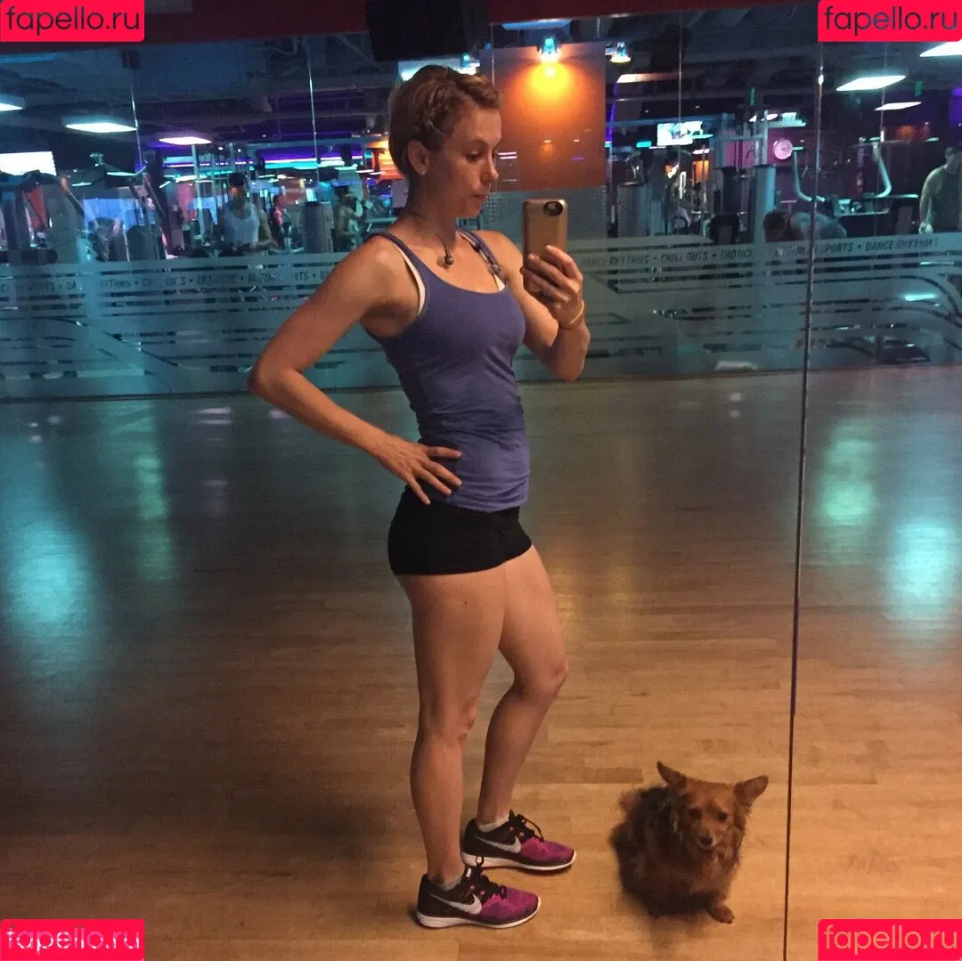 Iliza Shlesinger Onlyfans Photo Gallery 
