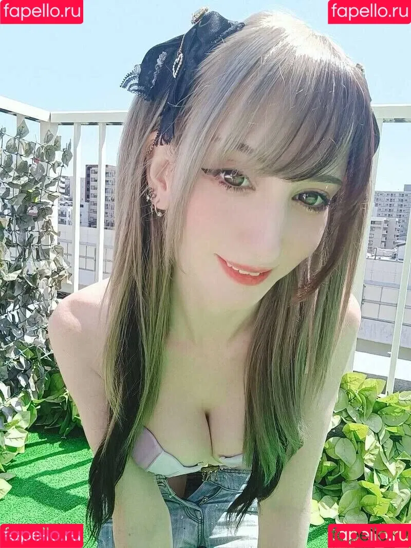 x.meki Onlyfans Photo Gallery 