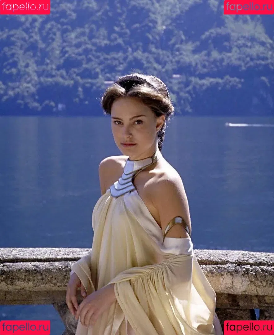 Natalie Portman Onlyfans Photo Gallery 