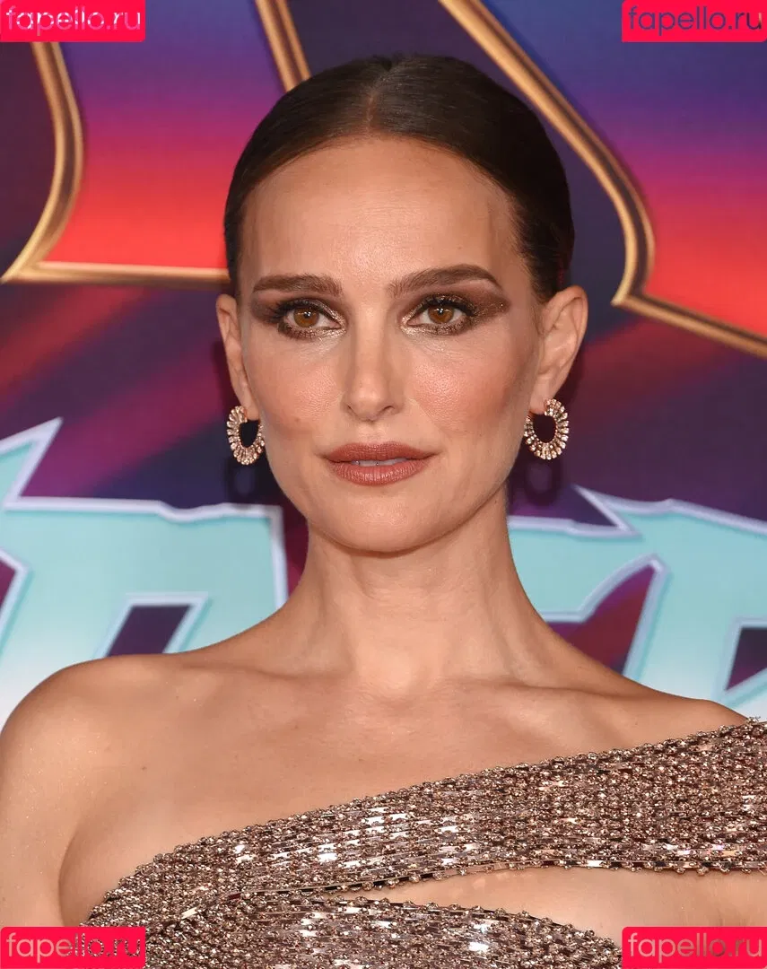 Natalie Portman Onlyfans Photo Gallery 