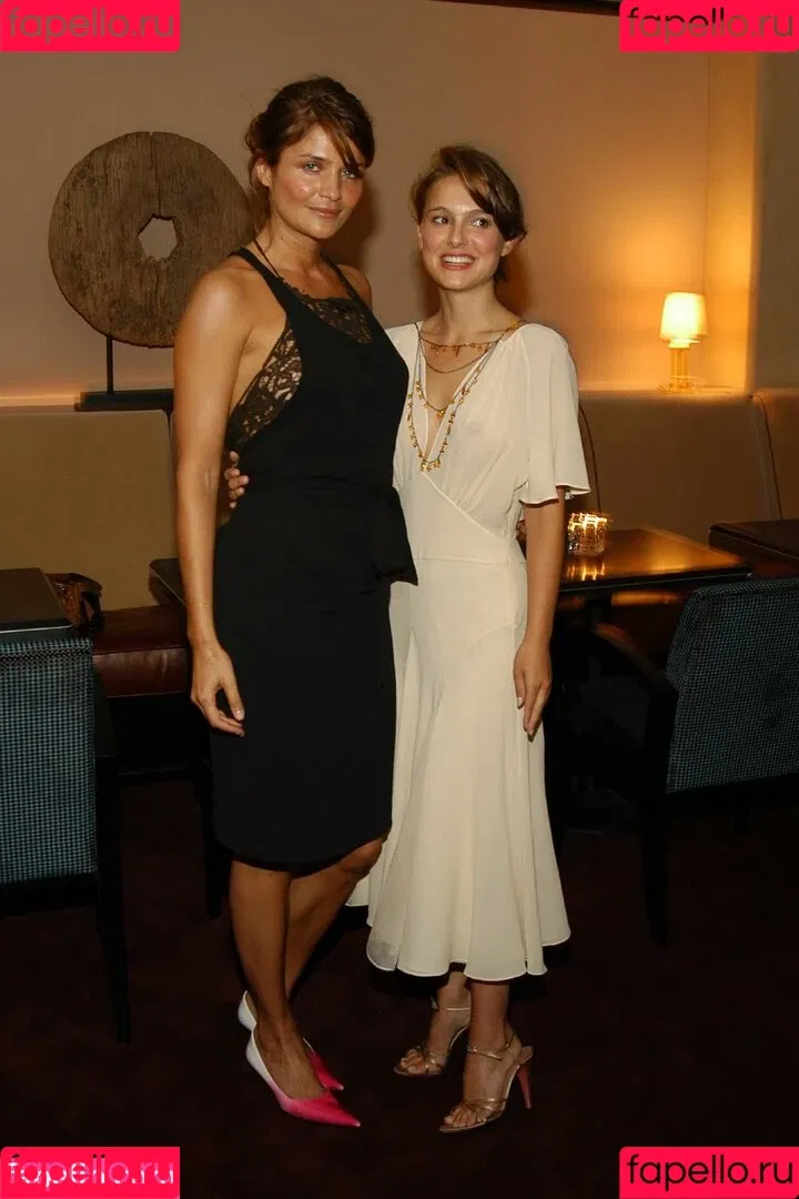 Natalie Portman Onlyfans Photo Gallery 