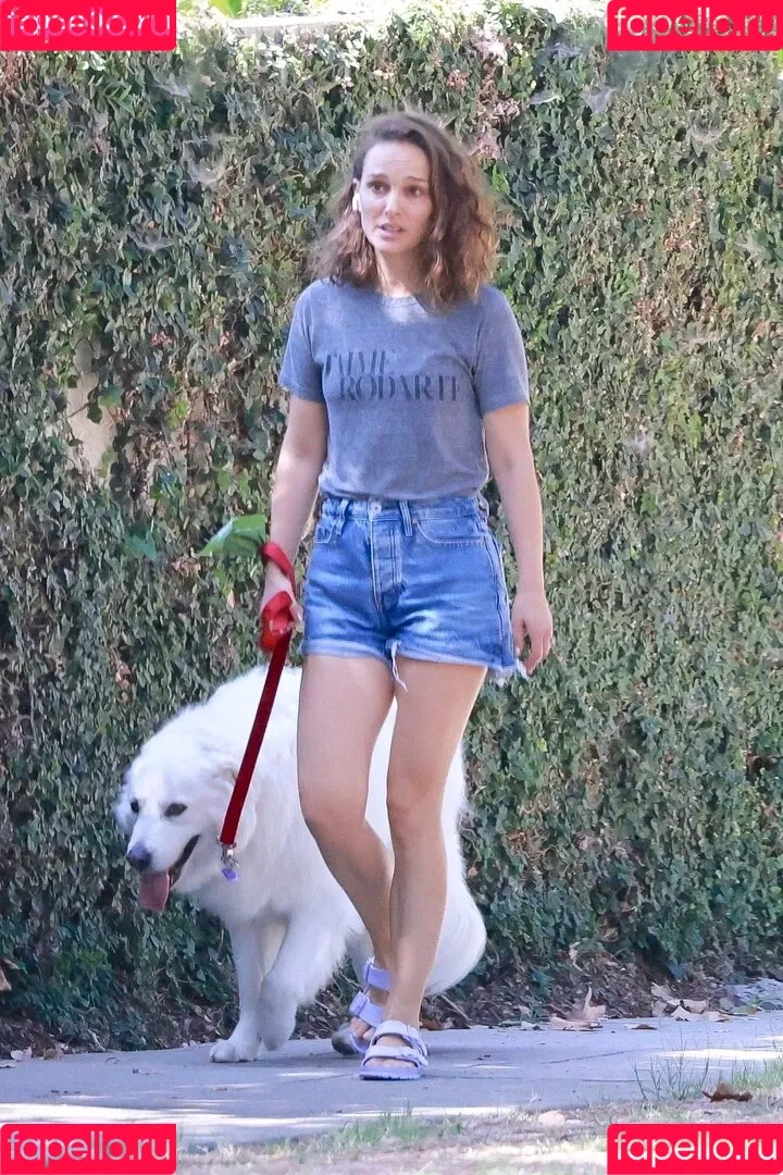 Natalie Portman Onlyfans Photo Gallery 