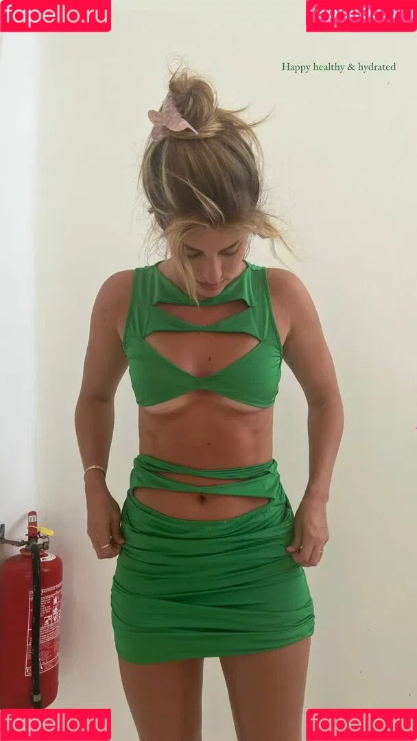 Hannah Stocking Onlyfans Photo Gallery 