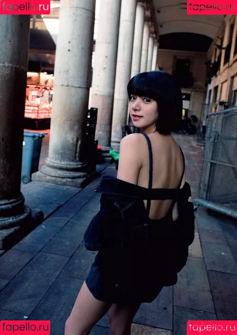 Elaiza Ikeda Onlyfans Photo Gallery 