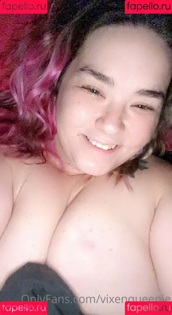 vixenqueenie Onlyfans Photo Gallery 