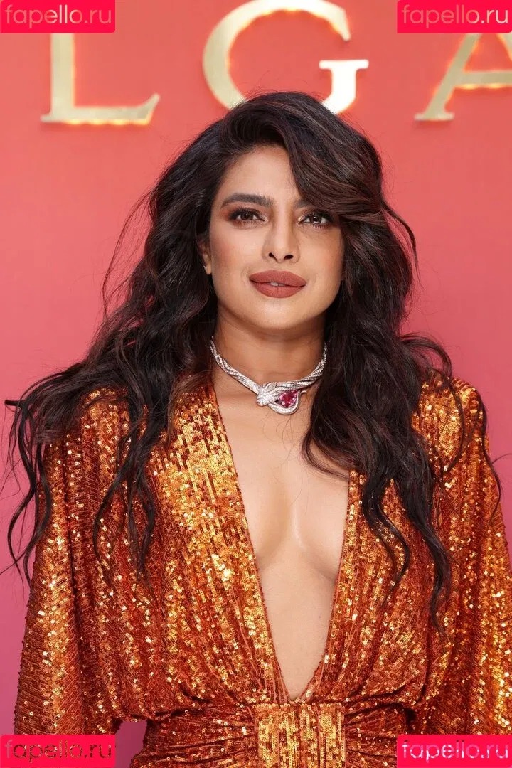 Priyanka Chopra Onlyfans Photo Gallery 