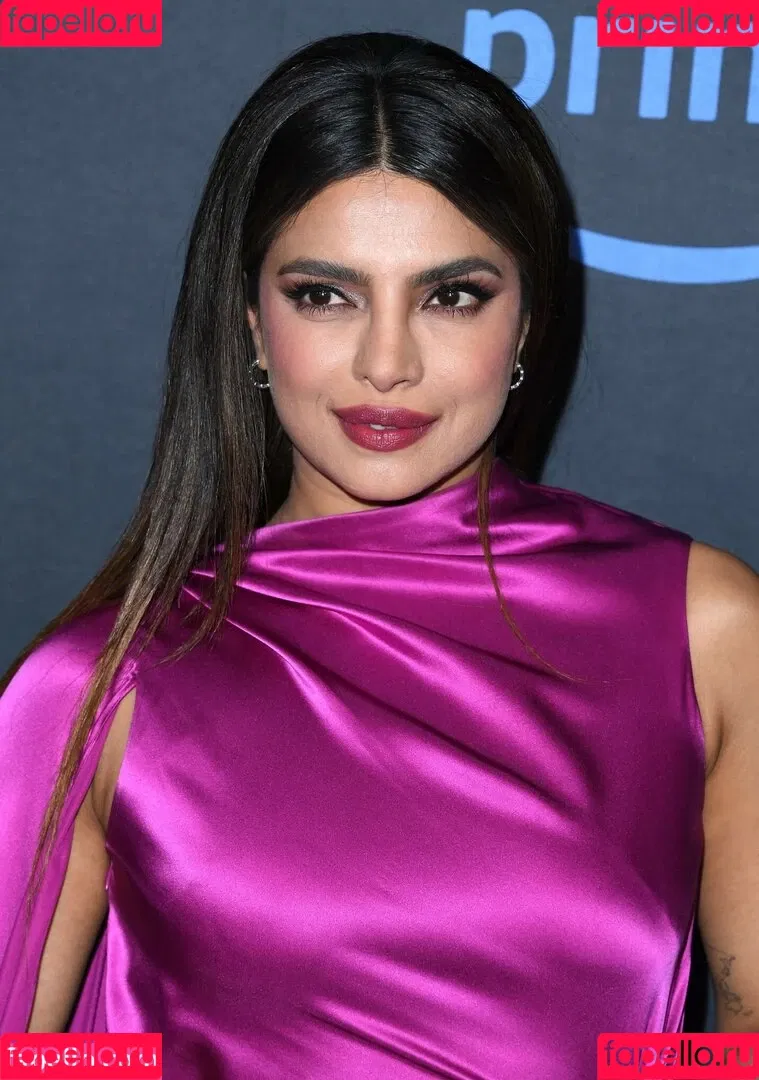 Priyanka Chopra Onlyfans Photo Gallery 