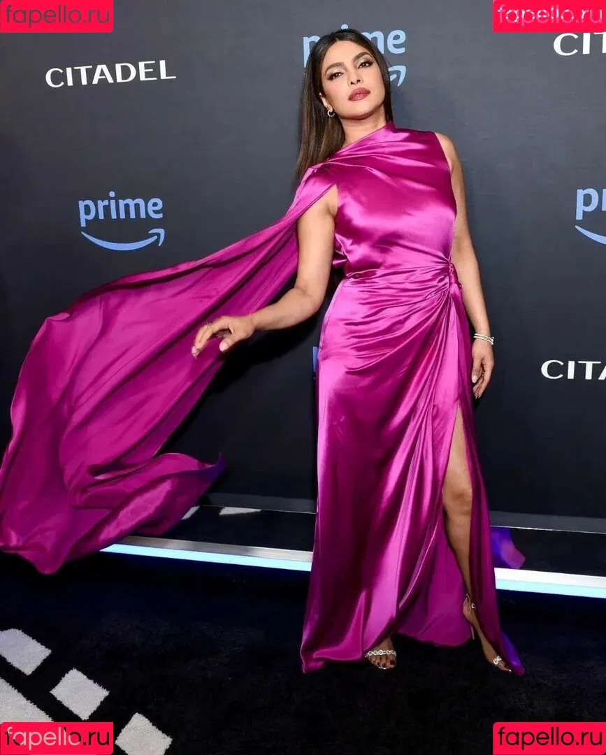 Priyanka Chopra Onlyfans Photo Gallery 