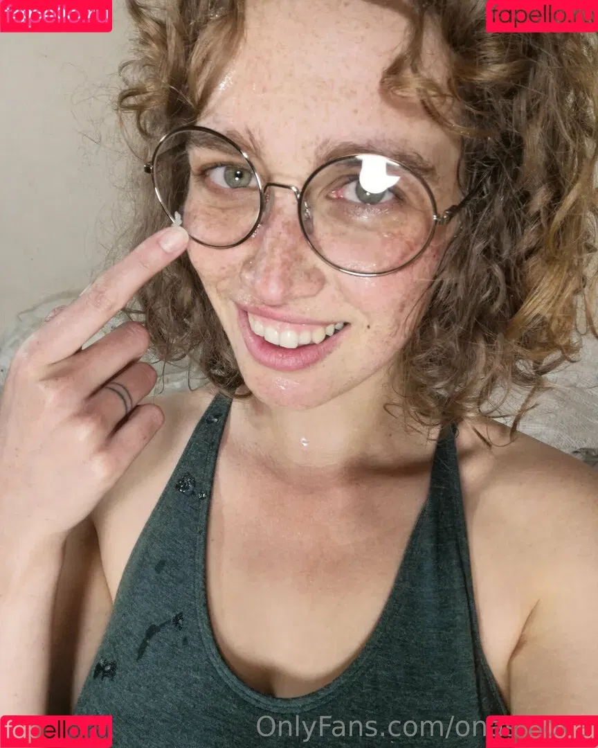 onasinova Onlyfans Photo Gallery 