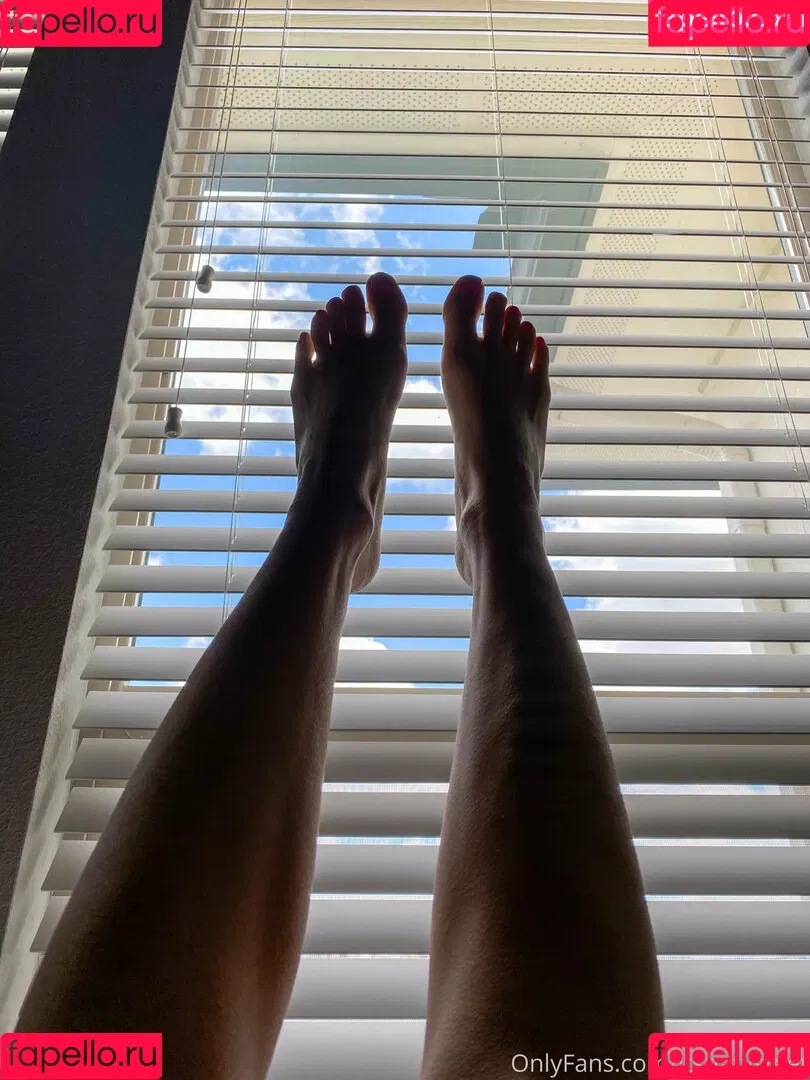 Itsnatysfeet Onlyfans Photo Gallery 