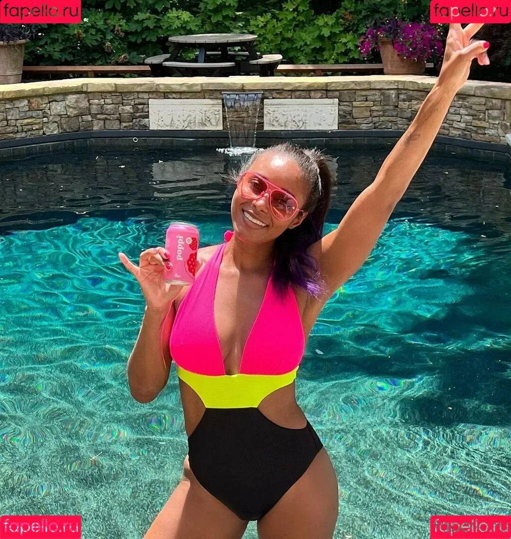 Brandi Rhodes Onlyfans Photo Gallery 