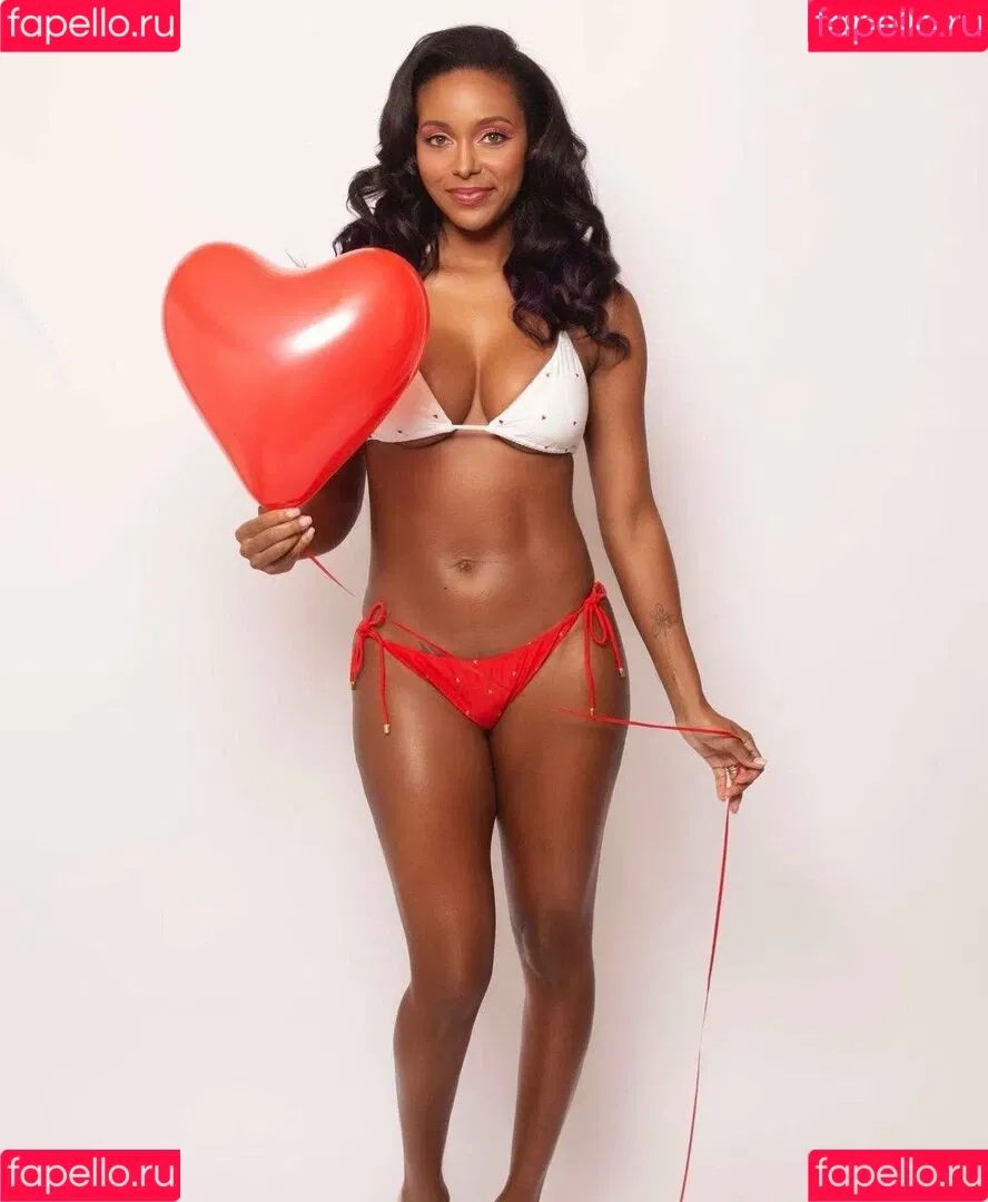 Brandi Rhodes Onlyfans Photo Gallery 