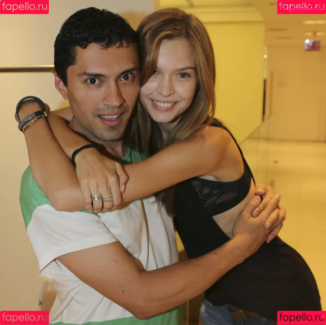Josephine Skriver Onlyfans Photo Gallery 