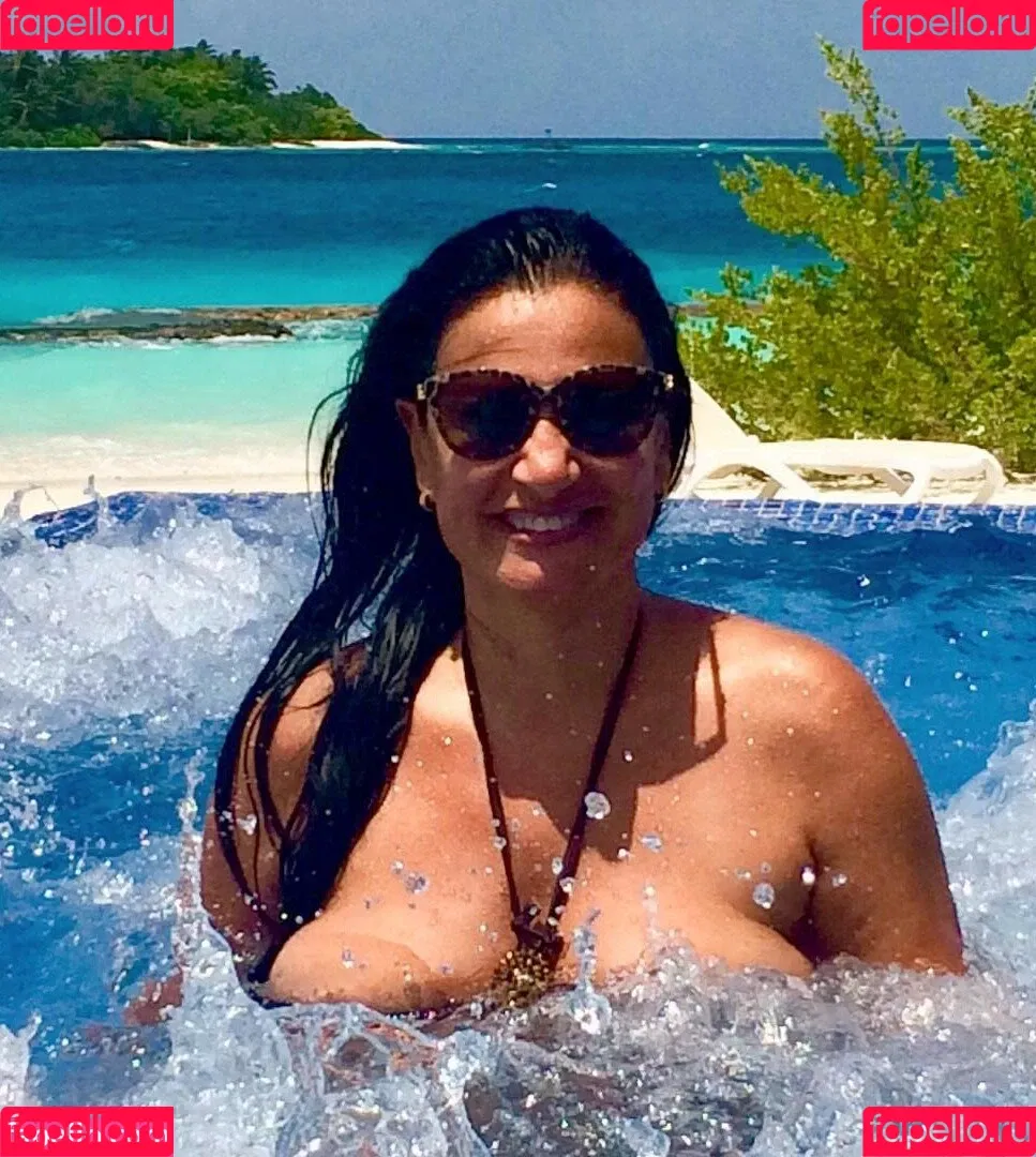 Angela Cavagna Onlyfans Photo Gallery 