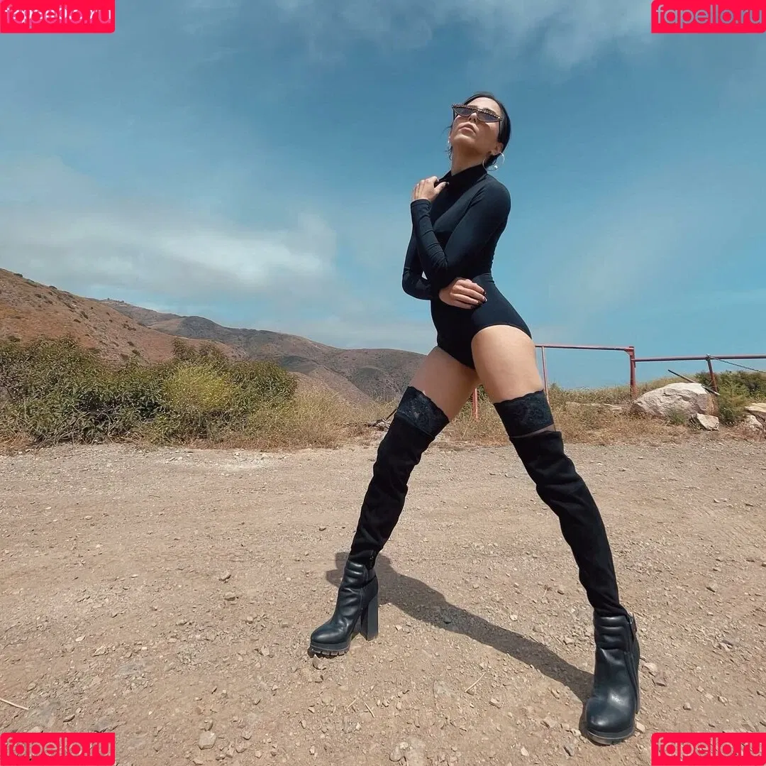 Anna Akana Onlyfans Photo Gallery 