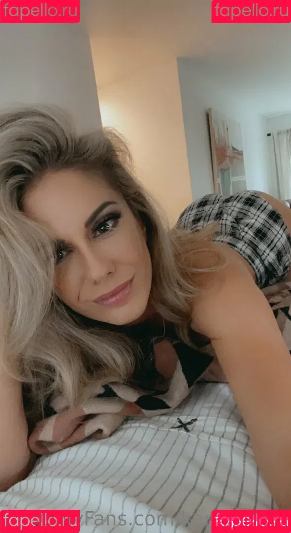 Midskarinnoelle Onlyfans Photo Gallery 