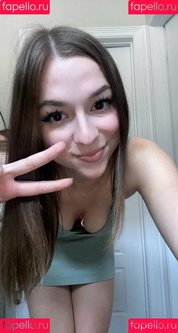 Tinastoopider Onlyfans Photo Gallery 