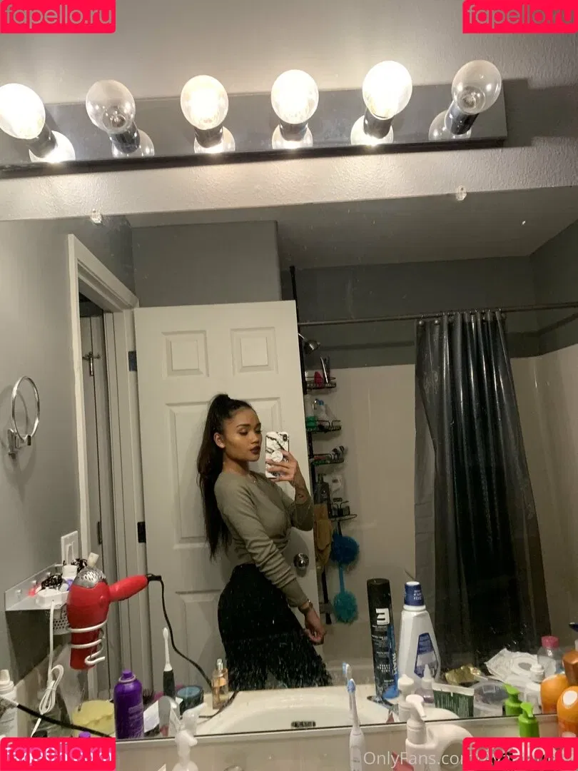 theavamariee Onlyfans Photo Gallery 