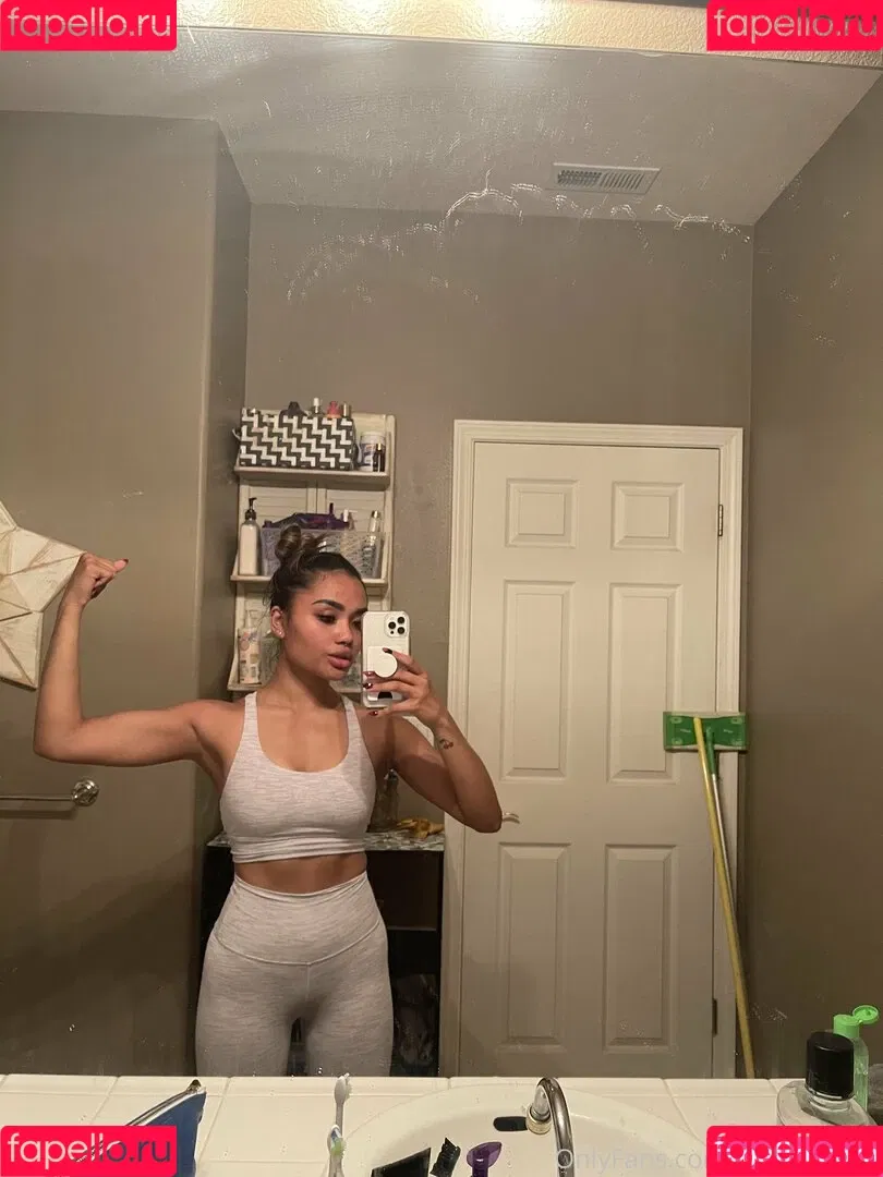 theavamariee Onlyfans Photo Gallery 