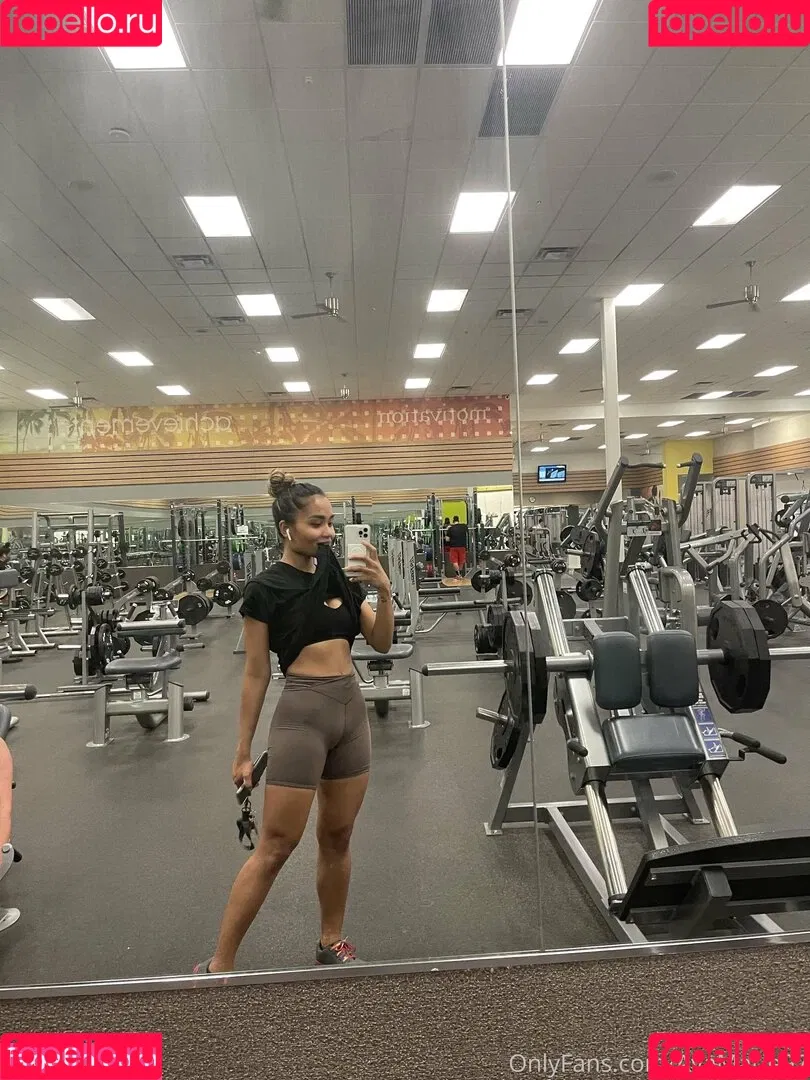 theavamariee Onlyfans Photo Gallery 