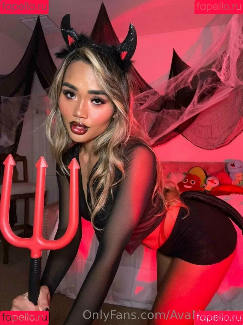 theavamariee Onlyfans Photo Gallery 
