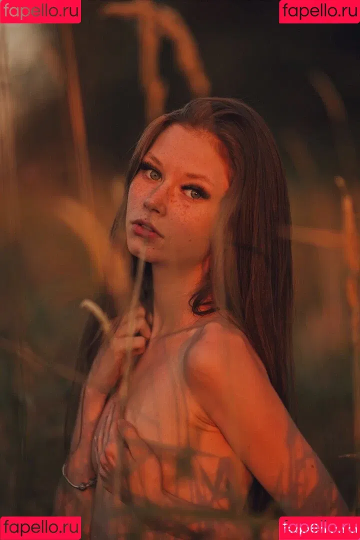 Lily-Ana Alexander Onlyfans Photo Gallery 
