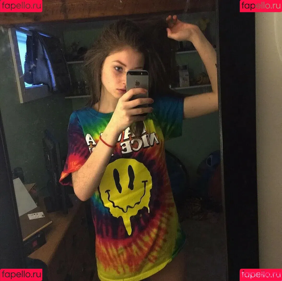 Lily-Ana Alexander Onlyfans Photo Gallery 