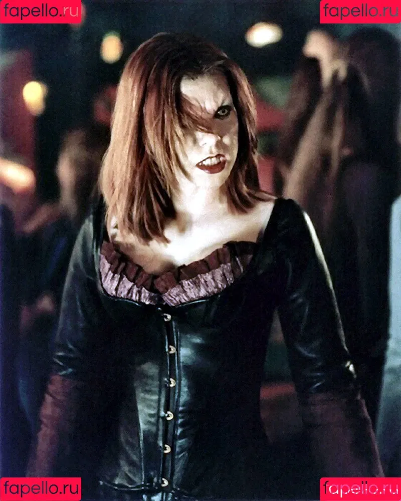 Alyson Hannigan Onlyfans Photo Gallery 