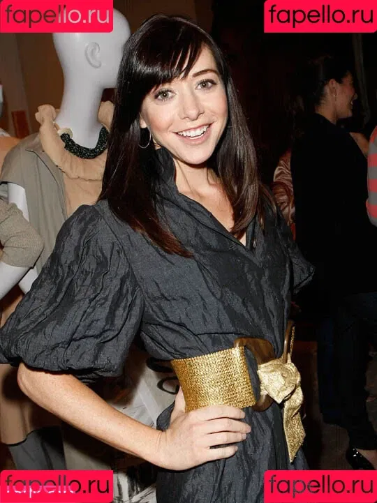 Alyson Hannigan Onlyfans Photo Gallery 