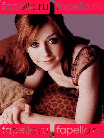 Alyson Hannigan Onlyfans Photo Gallery 